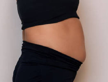 Describes the appearance of the image